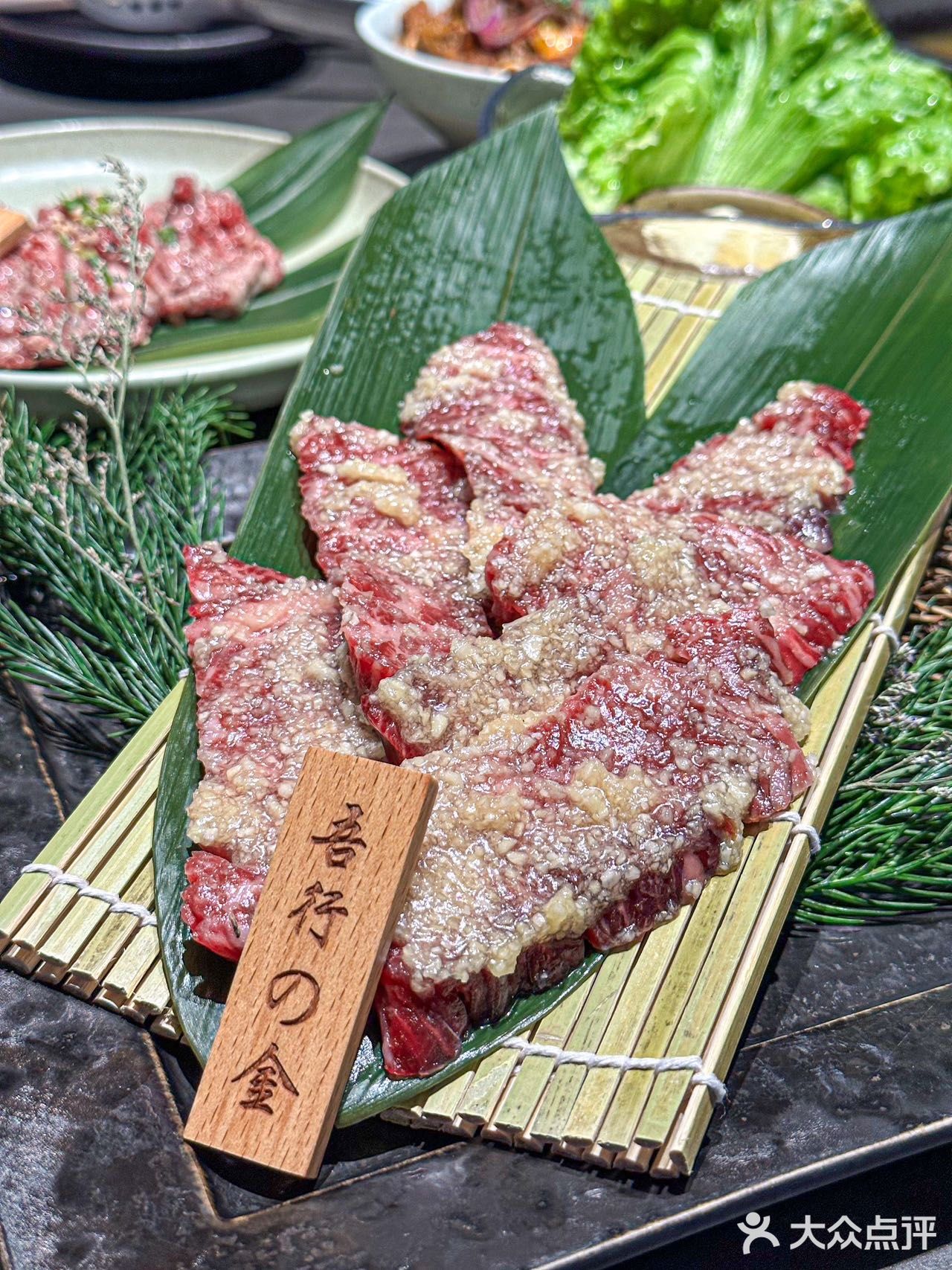 亮马河畔的美景烤肉店你还没来过吗？