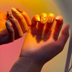 -花系美·美甲美睫精品店