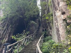 -南尖岩