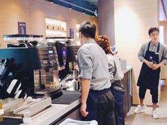 -瑞幸咖啡(外滩SOHO店)