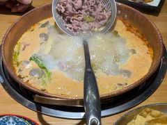 -洱火云南酸菜牛肉火锅(石景山当代商城店)