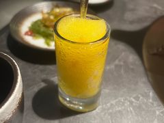 -湊湊火锅·茶憩(杭州湖滨银泰in77店)