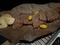 -本源食集 日式烧肉·炉端烧(东海缤纷店)