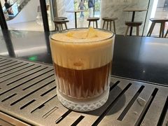 -星巴克臻选(盐城金鹰聚龙湖店)