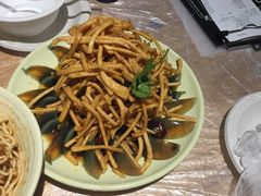 馓子拌皮蛋-巴厘龙虾·榜首油焖大虾(旗舰店·万松园)