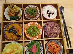 -轻蔬不用等·素食(江苏路店)