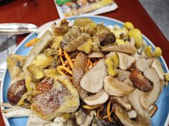 -菌之家·专业纯野生菌火锅·特色炒菌