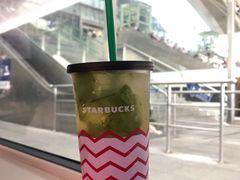 -星巴克(广州南站A18检票口楼上)