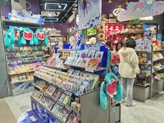 -潮品挚尚(五角场苏宁易购店)