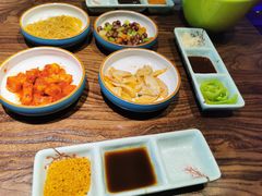 -明洞阿姨·韩式酱蟹烤肉·创意料理(三元桥店)