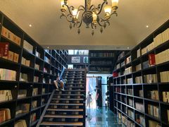 店内环境-钟书阁(松江泰晤士小镇店)