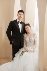 -雪中彩影婚纱摄影·微光艺术中心