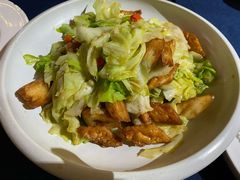 包包菜烤馕-伊带伊路新疆美食府(呼家楼店)