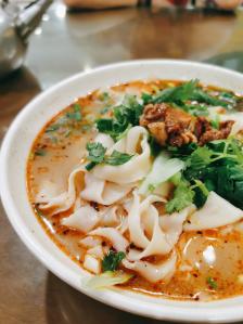 伊香阁(西顺河街店)-"老太太可喜欢他们家羊肉饺子了.