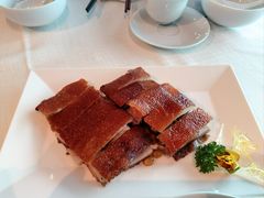 金牌化皮乳猪-金悦轩海鲜酒家(拱北店)
