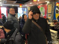 等位区-吴记百姓菜馆·北京菜·烤鸭(故宫店)