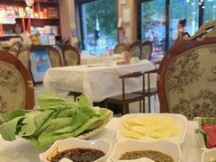 -鲁朗纳麦石锅鸡庄园
