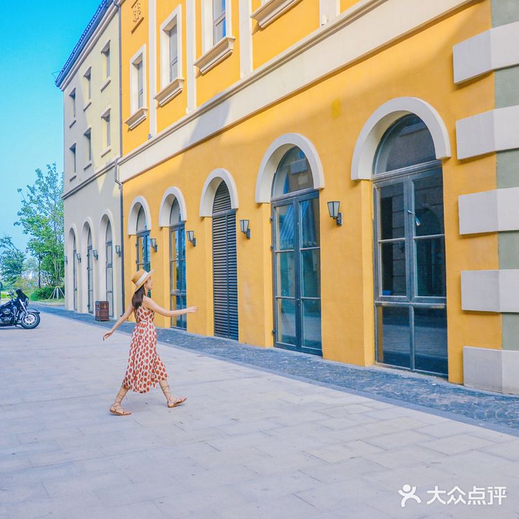 青岛小众拍照圣地|来德国🇩🇪小镇过糖果色的夏天
