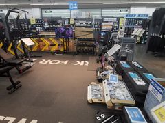 -迪卡侬(顺峰山店)