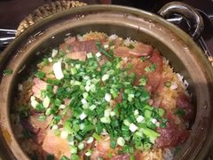 煲仔饭-大匠工房古船木艺术餐厅·猪肚鸡专门店(长白仙岛店)