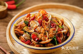 Spicy Stir-fried Small Clams