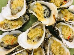 炭烧蒜蓉生蚝-贞姨美食·老字号海鲜大排档