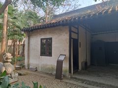 -上海市龙华烈士陵园