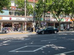 -85度C(生甜甜圈研究工坊·上海松江人民北路店)