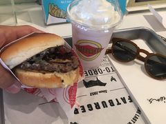 蘑菇牛肉汉堡-FATBURGER 特富客汉堡(外交公寓店)