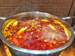 -独食火锅·半米屋台(直营总店)