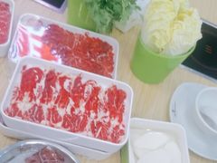 -杨老板·海鲜集市火锅·鲜切牛肉(中防万宝店)