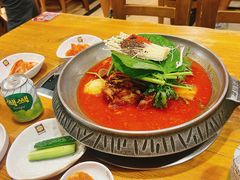 -喇喇排骨火锅·传统韩式脊骨汤(望京西园总店)