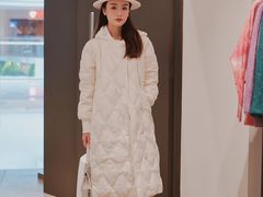 -URBAN REVIVO(高德置地广场·春广场店)