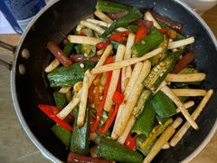 -黄泥岗·地道湖北菜(奥特莱斯店)