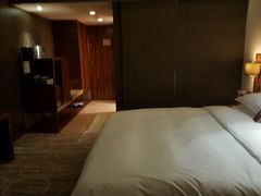 -昆明中心皇冠假日酒店