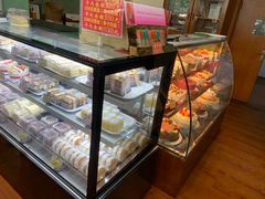 面包甜点陈列柜-新侨三宝乐面包店(崇文门店)