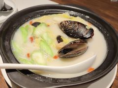 -港丽餐厅(正大店)