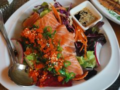 -Chom Cafe and Restaurant