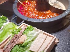 -晓宇重庆火锅(西安荟聚店)