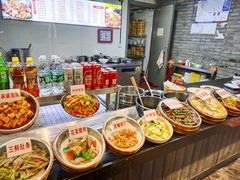 -八一路好吃街(雨田商务大厦店)