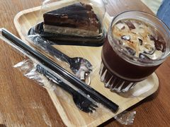 -藏猫猫咖啡主题馆(中央大道店)