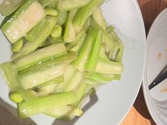 -蜜桃餐厅·伴山(湖滨商业街店)