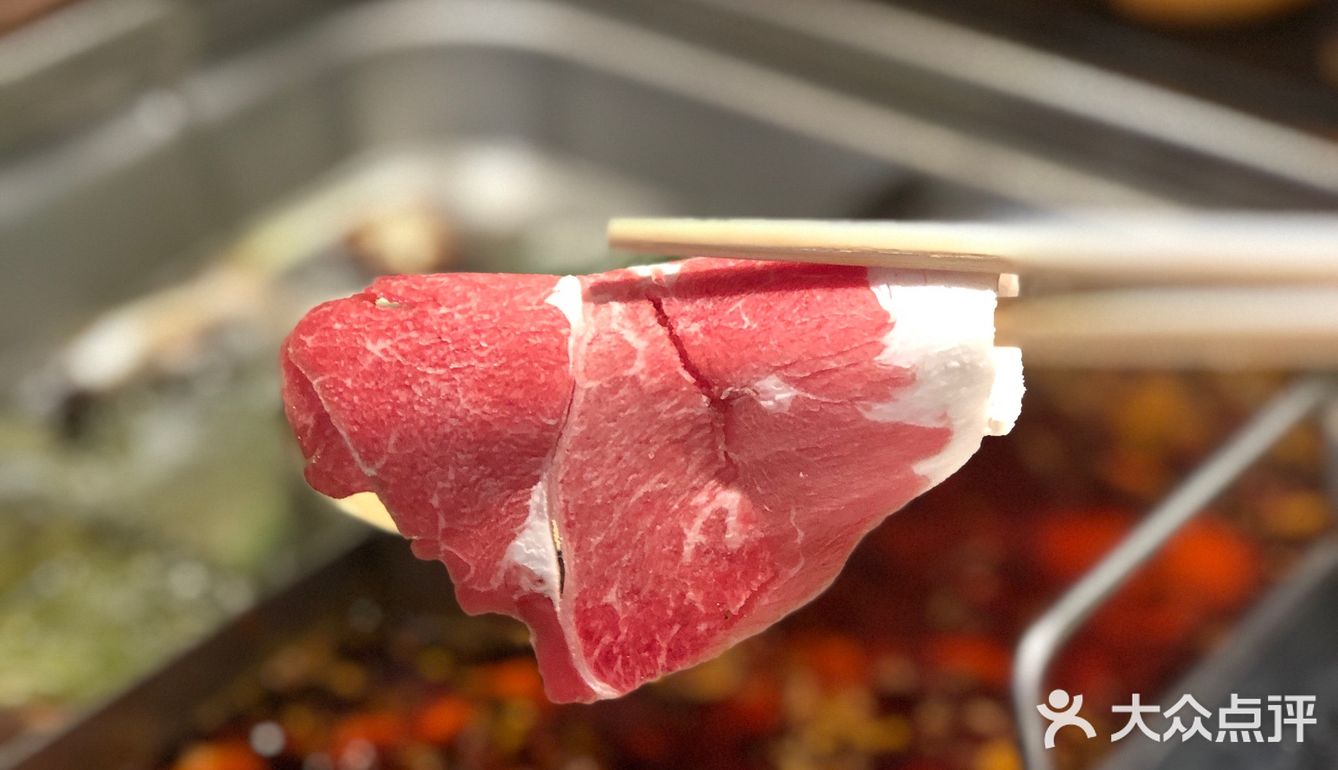 肥牛三味鱼面，时蔬拼盘，还有免费的冰淇淋南瓜粥