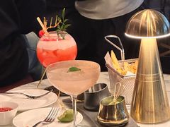 -OZONE 顶楼酒吧(香港丽思卡尔顿酒店)