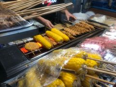 -小魏哥果仁烤面筋