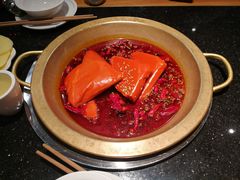 -潮火锅·麻辣牛肉火锅(观音桥方圆·LIVE店)