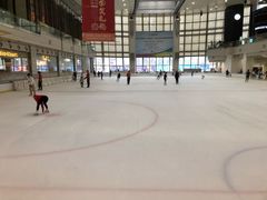 -冰纷万象滑冰场(深圳万象城店)