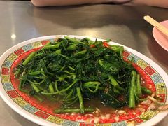 -Saengchai Phochana