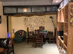 -小草屋轰趴馆别墅派对新场团建家庭聚会