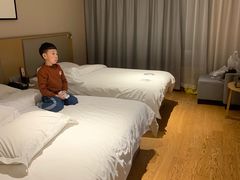 -铂逸梦秦酒店(横店梦幻谷店)